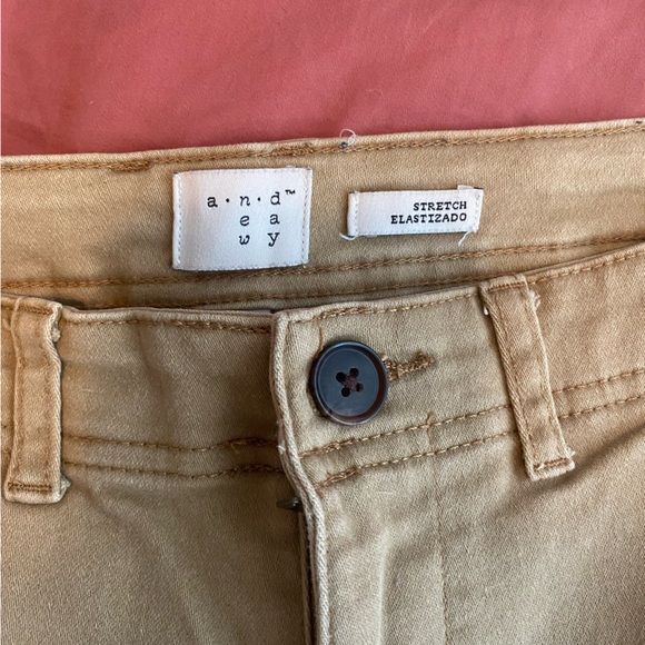 Khakis - Picture 5 of 6